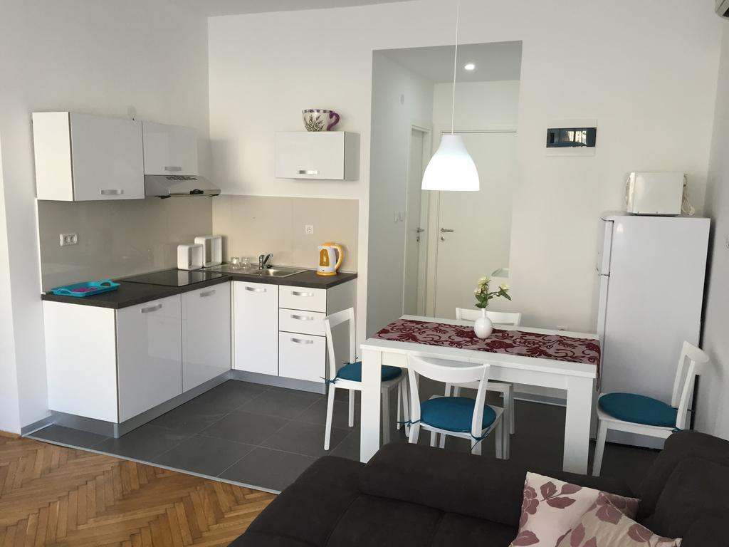 Arenacentar Apartments Pula Exterior photo